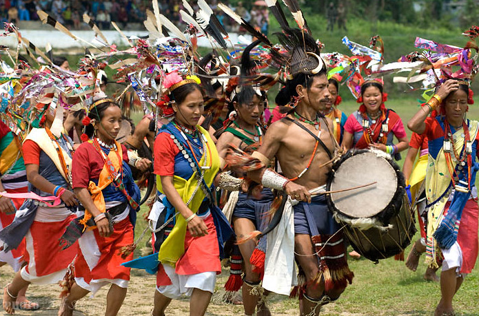File:Tutsa Dancers from Changlang District.jpg