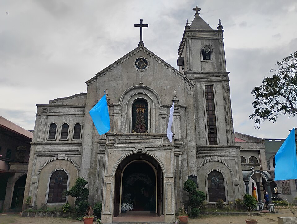 File:Amadeo Church, Cavite, May 2025 (1).jpg