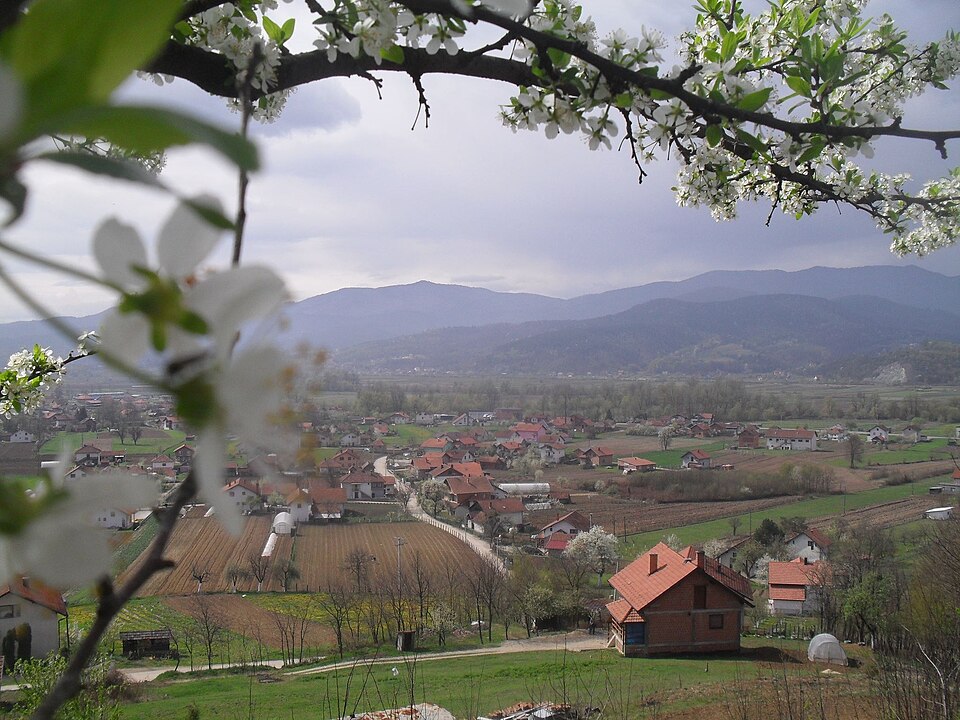 File:Donja Lohinja- Smajilbašići.jpg