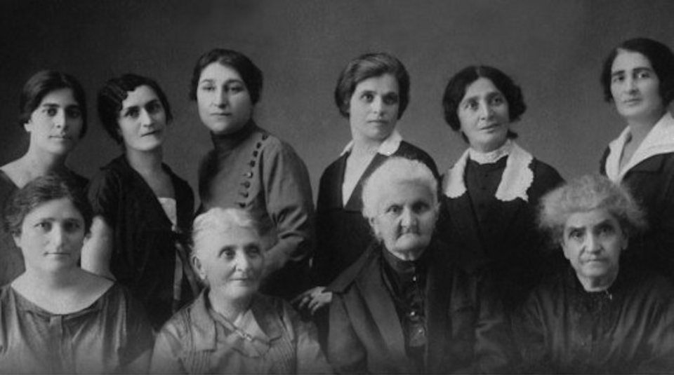 File:Georgian women writers (1925-1928).png