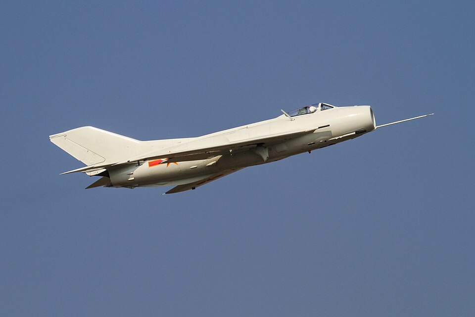 File:Shenyang J-6.jpg