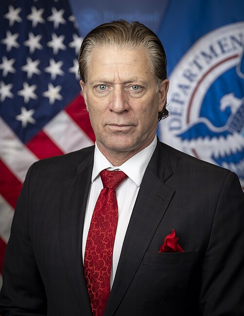 File:David Richardson Official Portrait.jpg