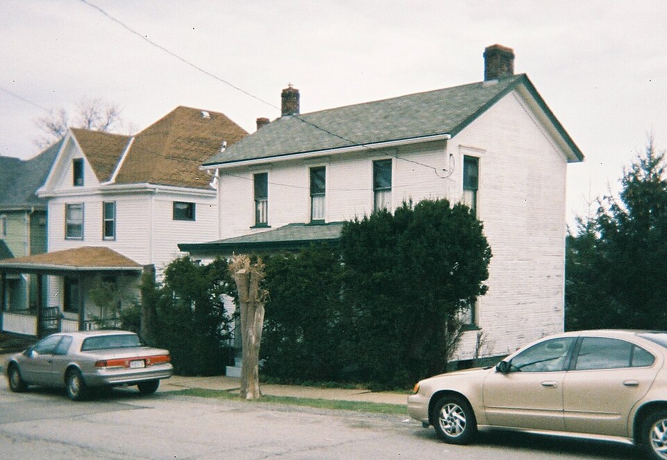 File:Greensburg-pennsylvania-333-walnut.jpg