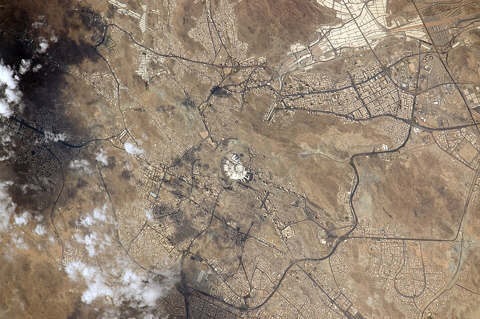 File:ISS-44 Mecca, Saudi Arabia.jpg