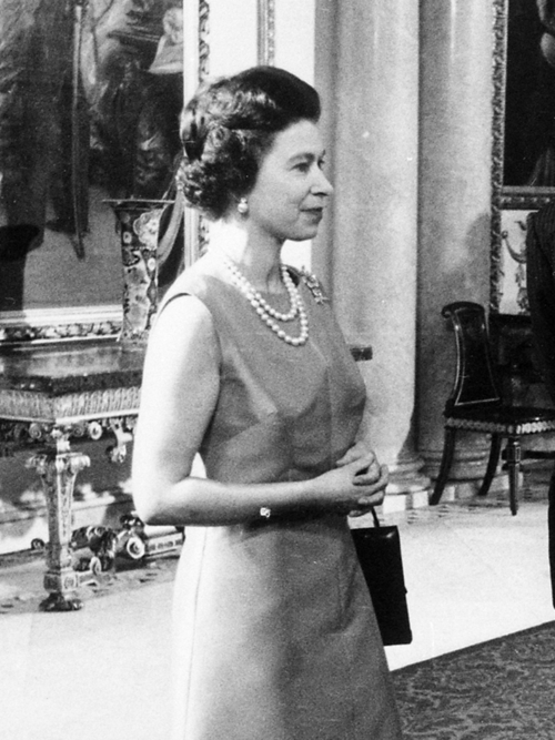 File:Queen Elizabeth II in 1969.png