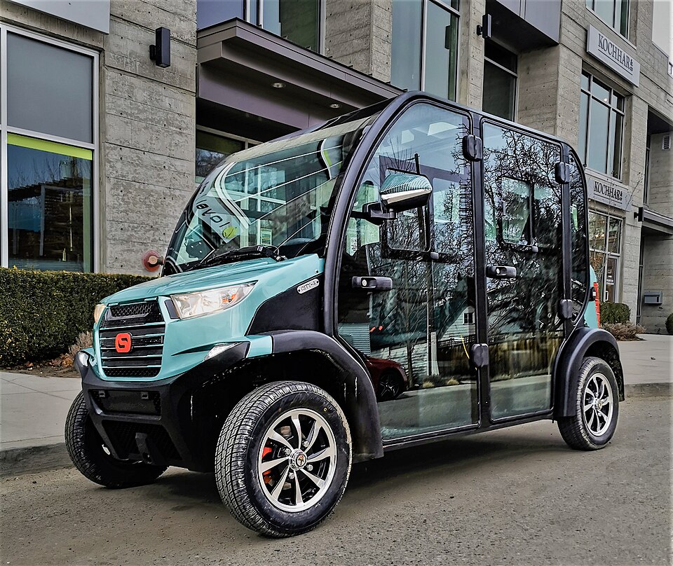 File:SC Carts CITY4 low-speed vehicle.jpg