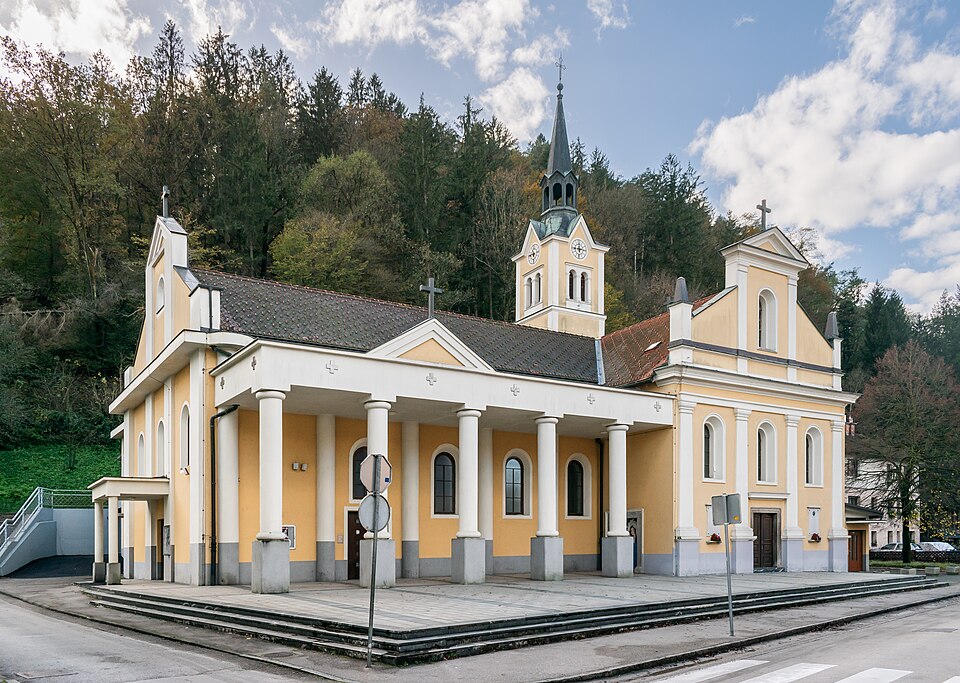 File:Saint Nicholas church in Litija (6).jpg