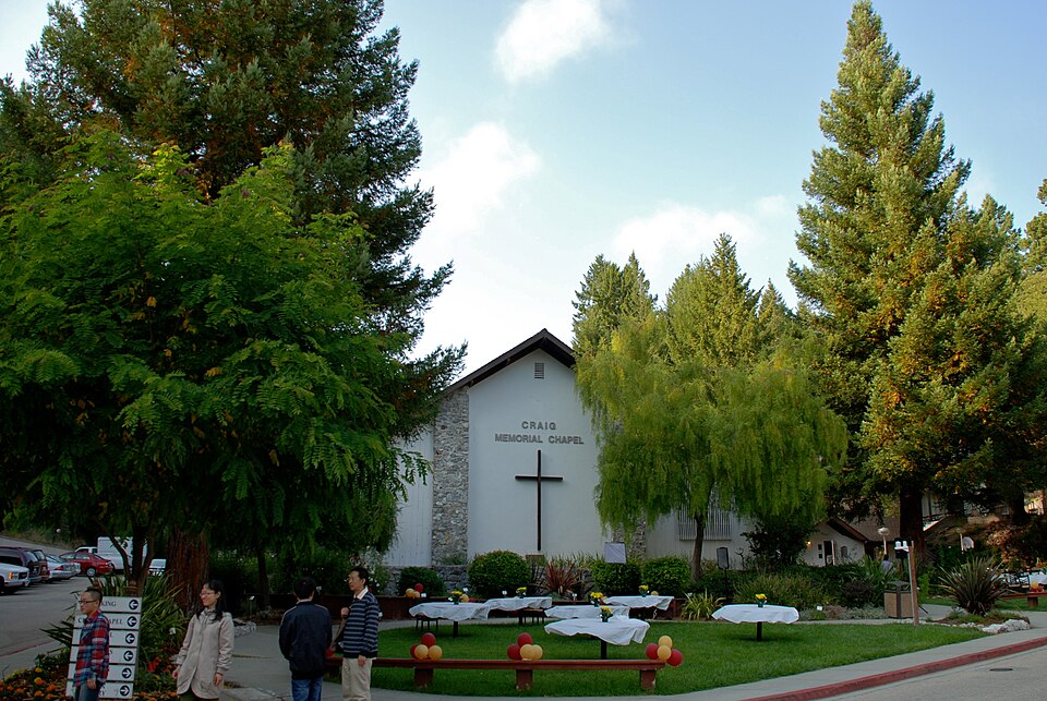 File:Craig Chapel at Bethany University.jpg