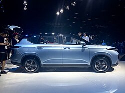 Side profile, production version