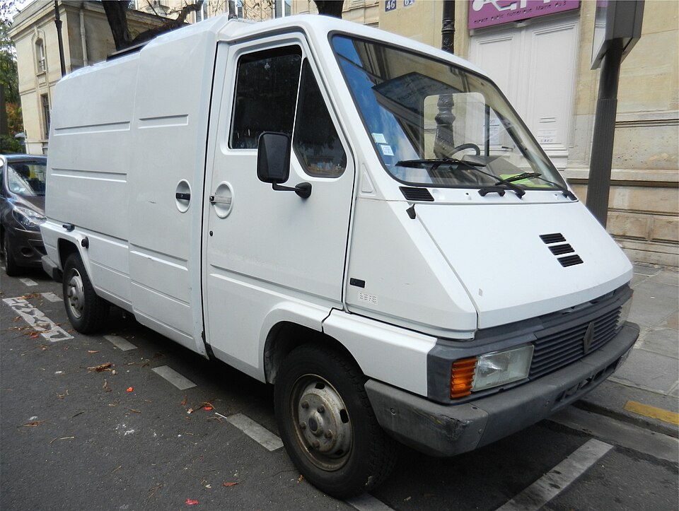 File:Renault Master 01.jpg