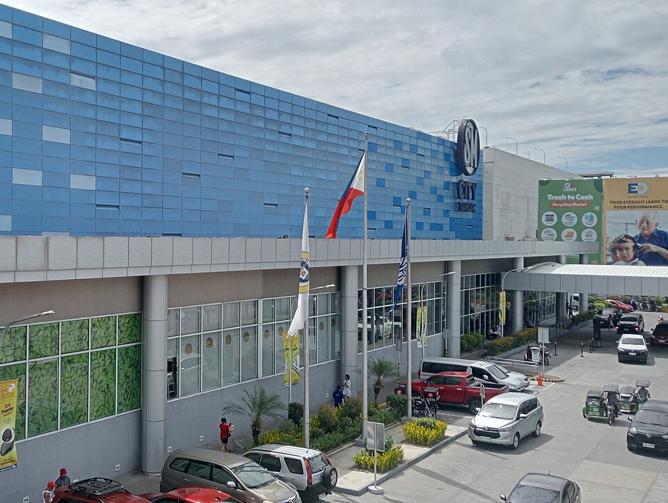 File:SM City Tarlac, Jul 2024.jpg