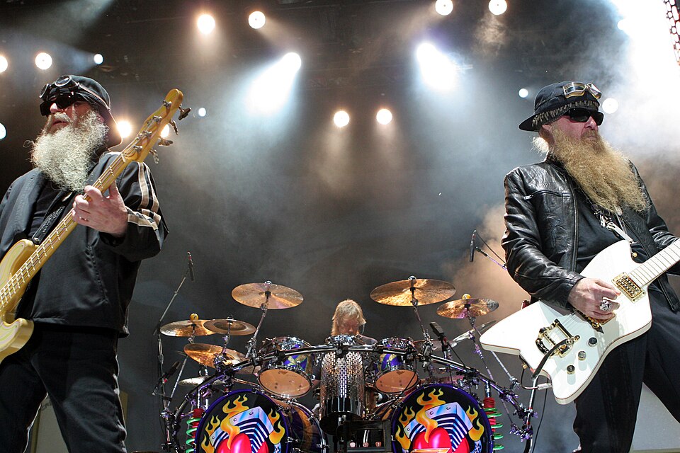 File:ZZ Top Live.jpg