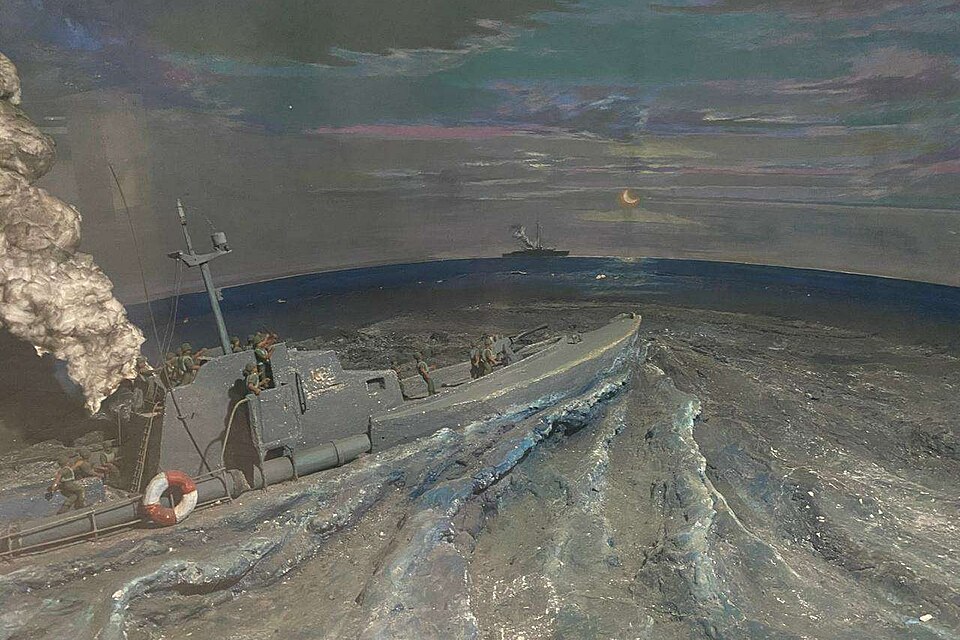 File:Arafura Sea Diorama.jpg