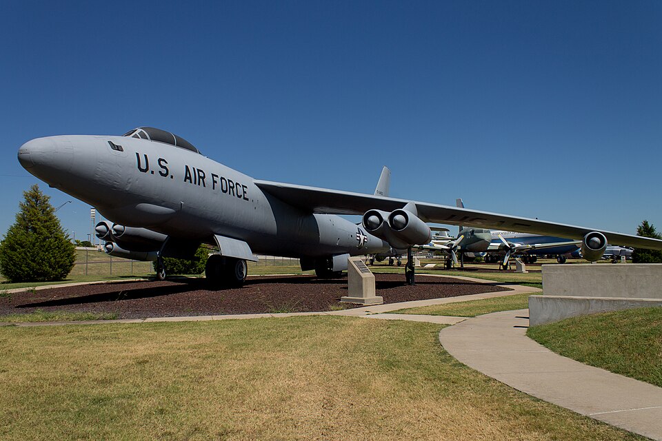 File:B-47 Tinker Air Force Base.jpg