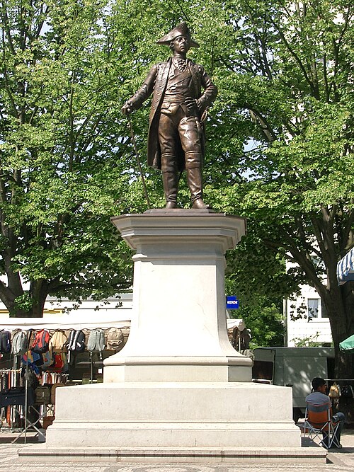 File:Denkmal Friedrich II. in Friedrichshagen.jpg
