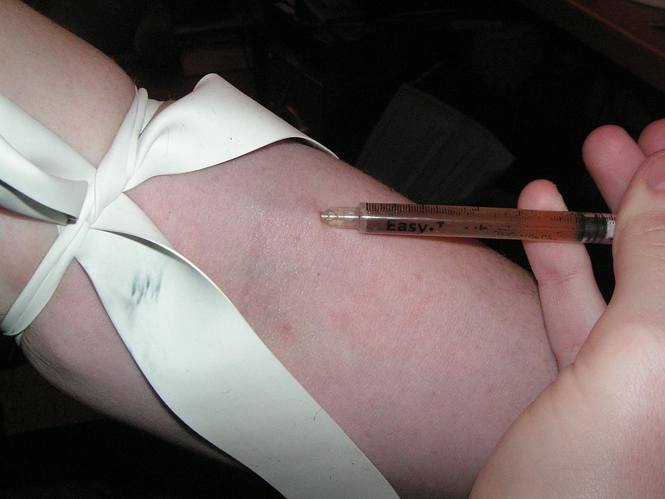 File:Injecting Heroin.JPG