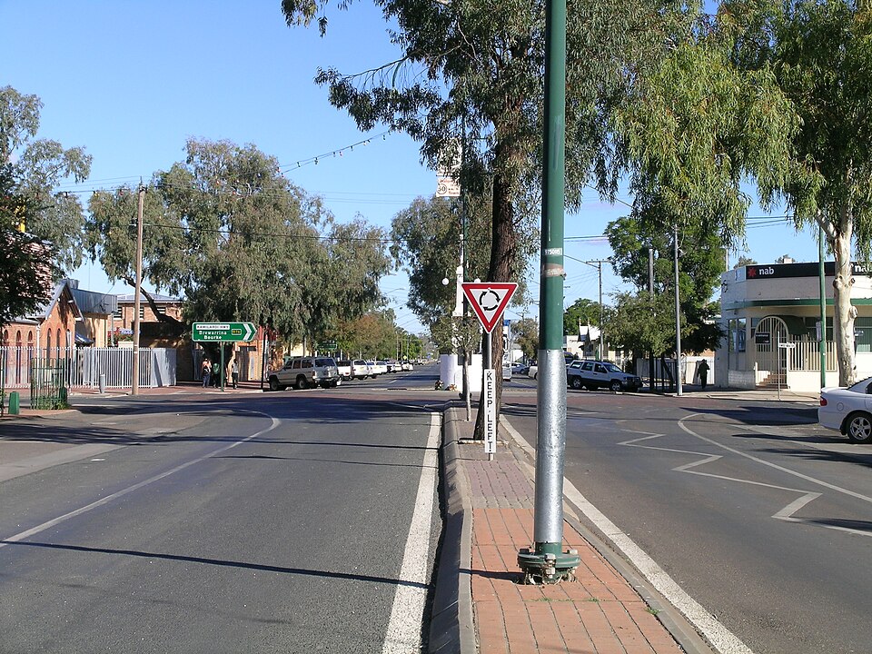 File:Walgett.JPG