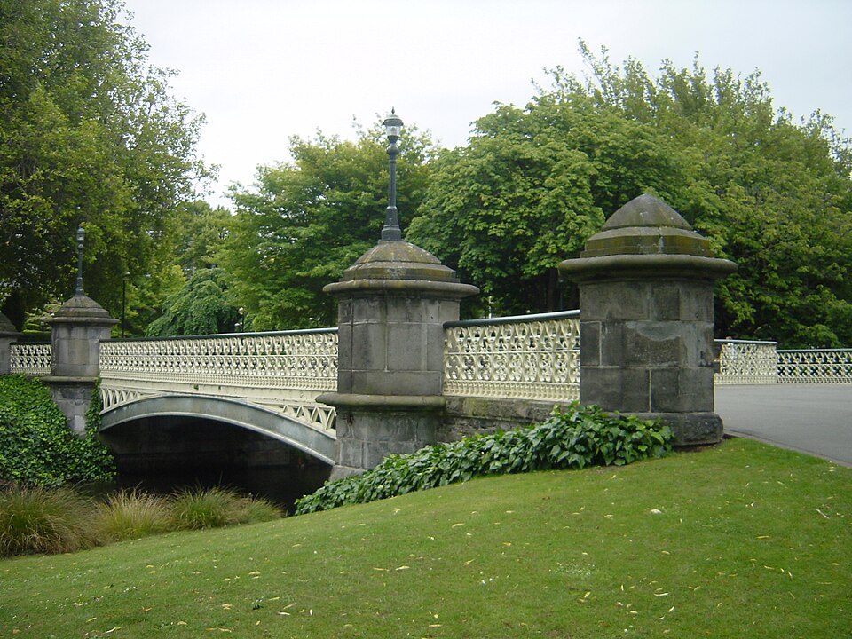 File:Hamish Hay Bridge, Christchurch, NZ 1.jpg