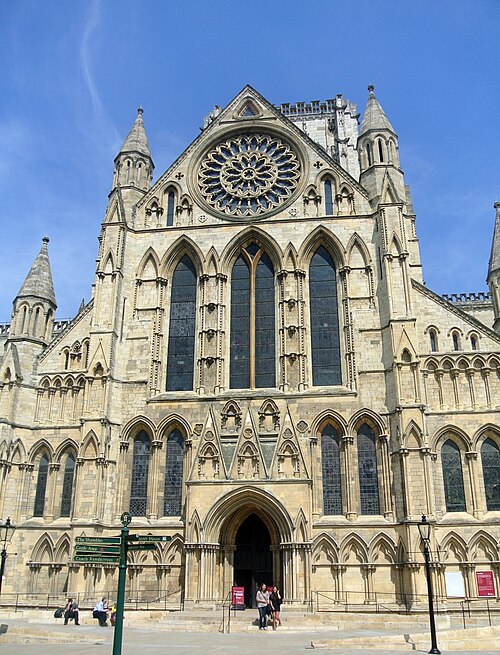 File:SW York Minster 061215 (cropped).JPG