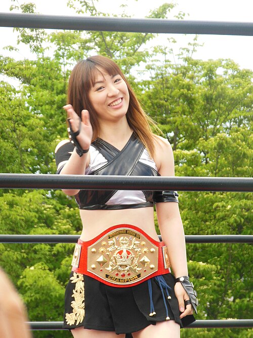 File:世羅りさ.jpg