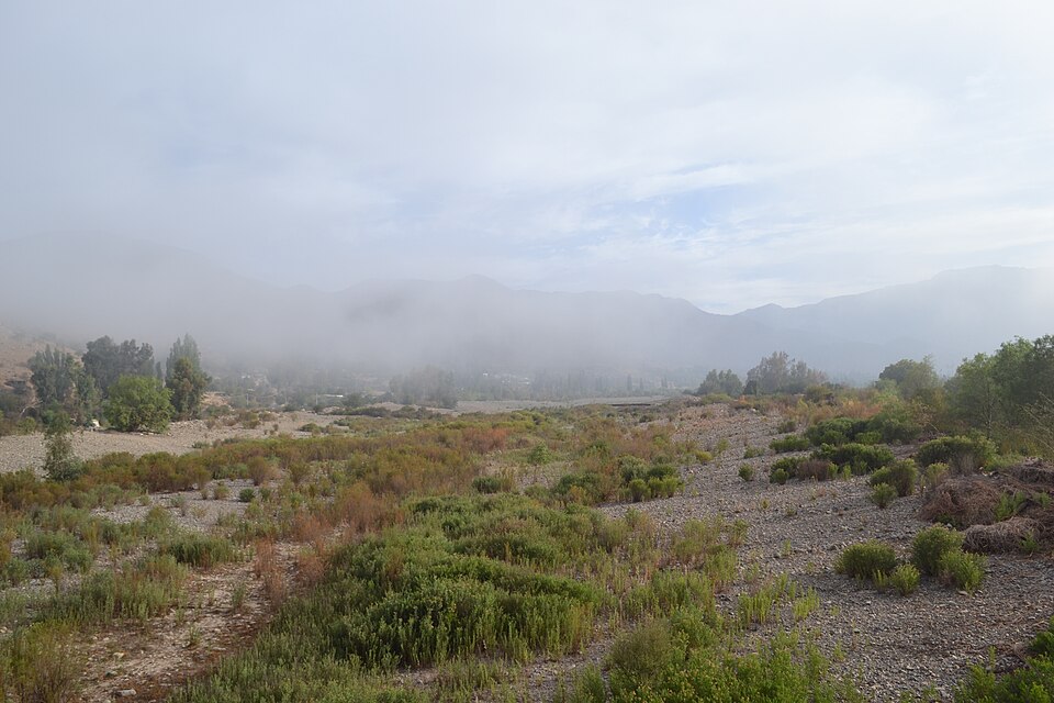 File:Rio Chalinga - panoramio.jpg