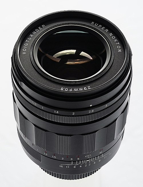 File:Voigtlaender.Super.Nokton.29F0.8.jpg