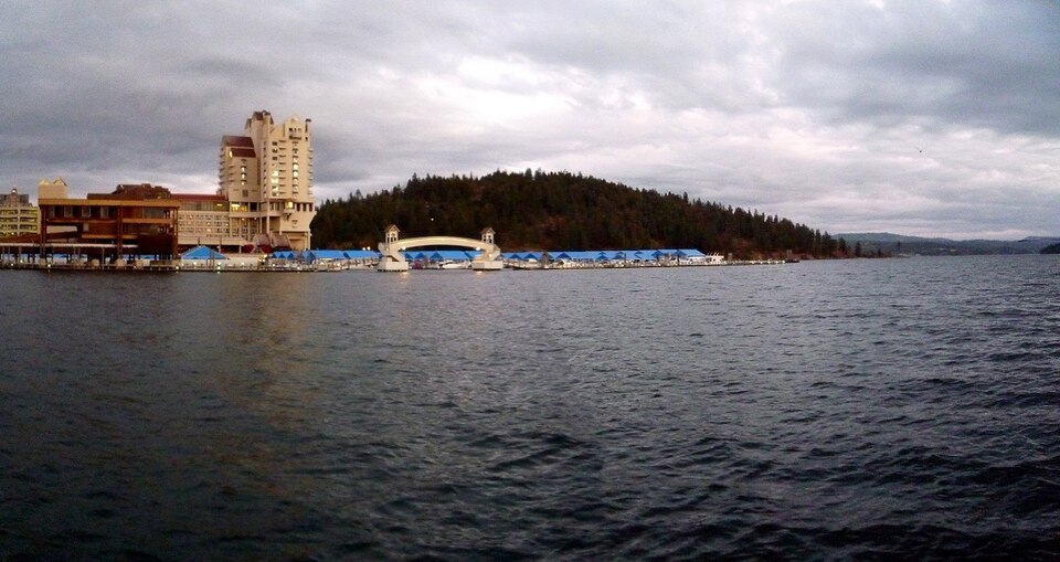 File:2008-1018-021-CoeurdAleneResort.JPG