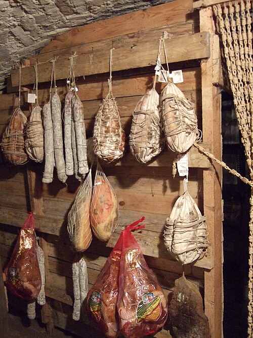 File:Aging meat2.jpg