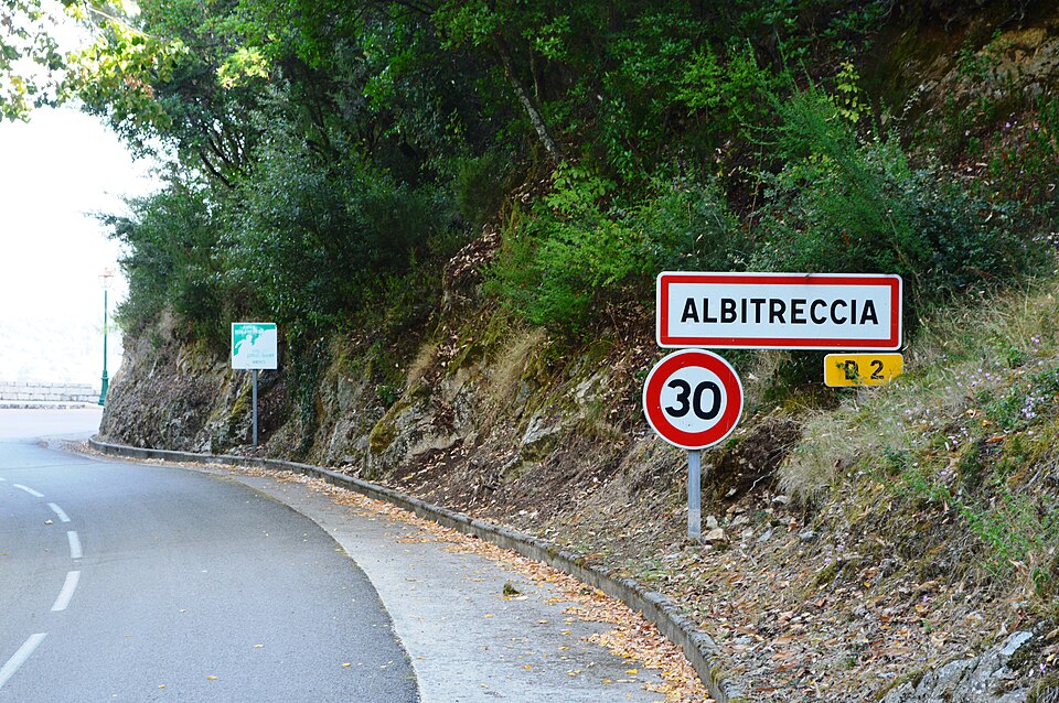File:Albitreccia Entry.JPG