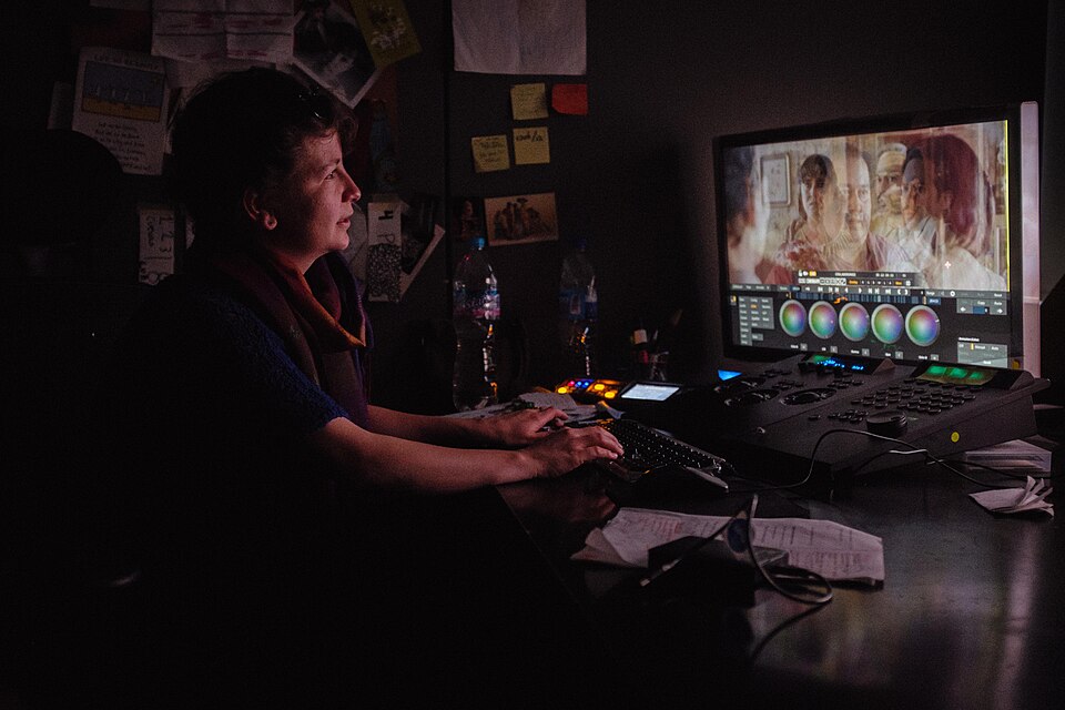 File:Colour grading with Scratch (18000309972).jpg