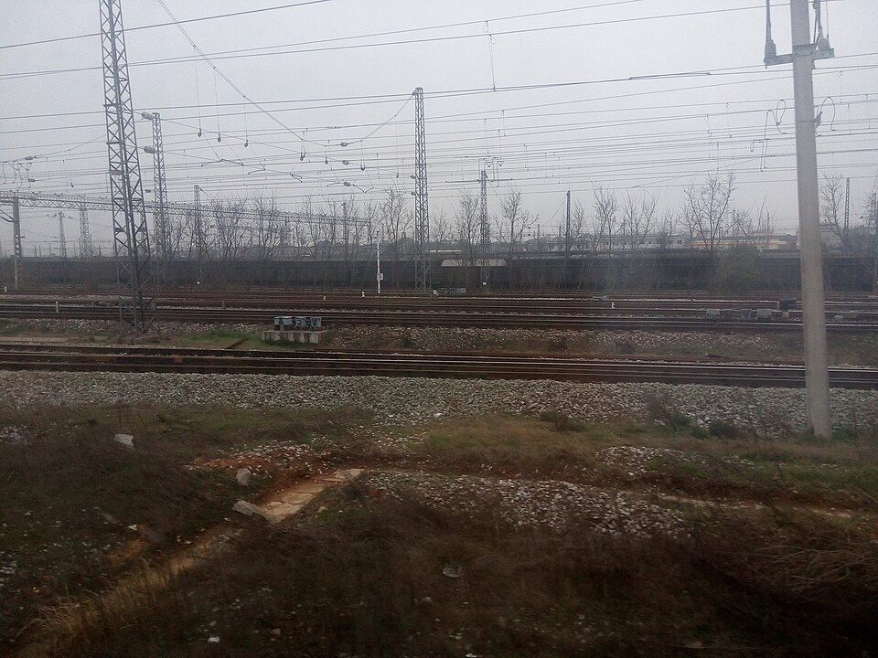 File:Xiangtangxi Railway Station 20150224 142801.jpg