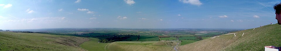 File:Dragon Hill 20040424.jpg
