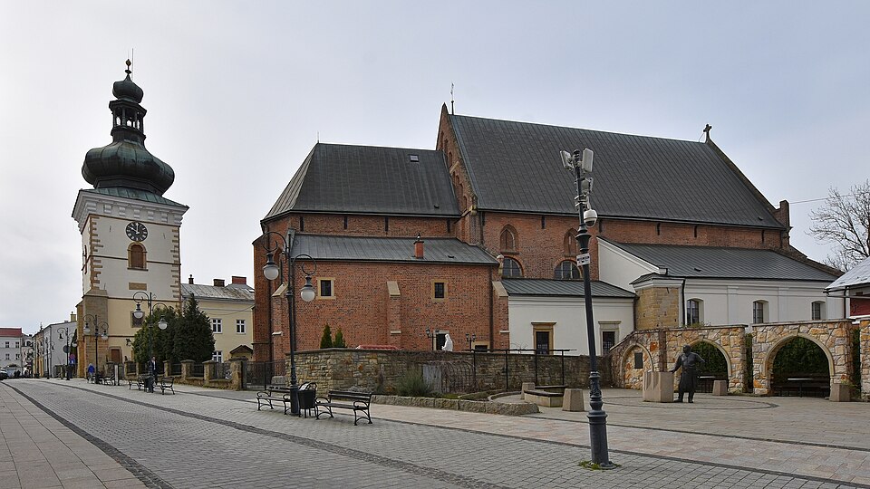 File:Krosno, kościół Świętej Trójcy (HB1).jpg