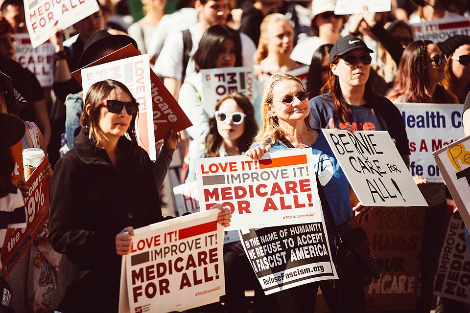 File:Medicare for All Rally (35372493482).jpg