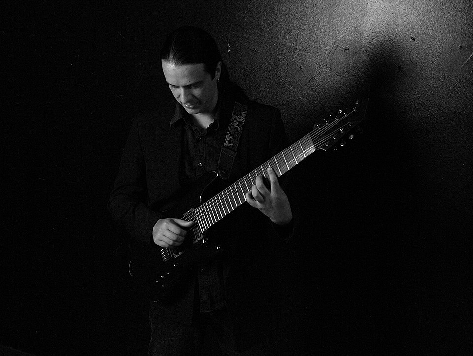 File:Nine String.jpg