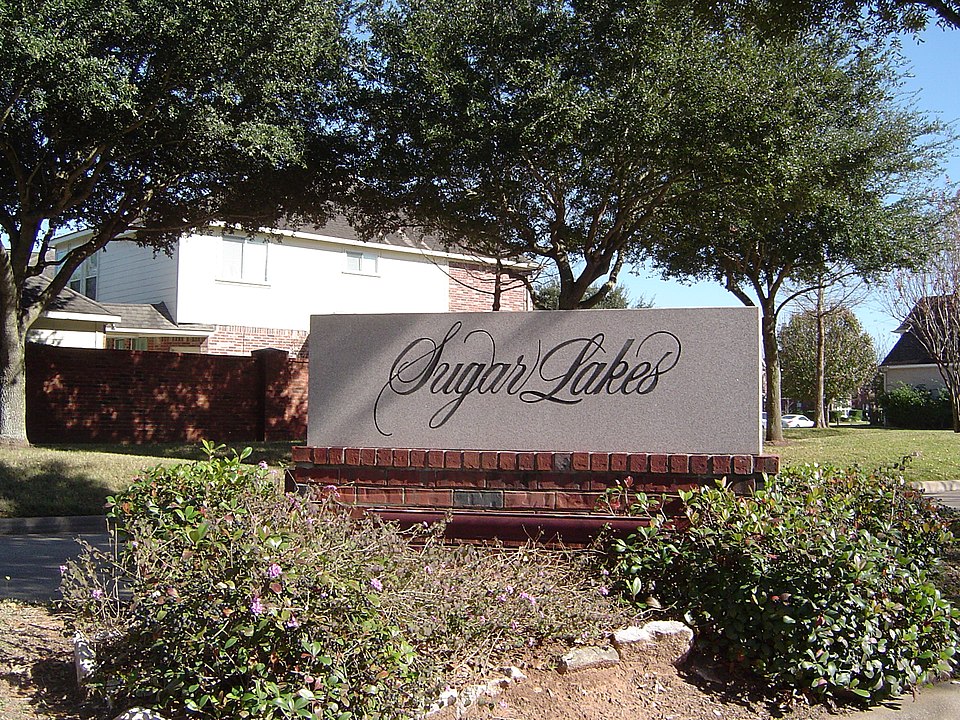 File:SugarLakes.JPG