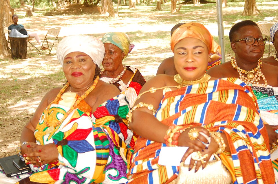 File:Queen mothers from Akan.jpg