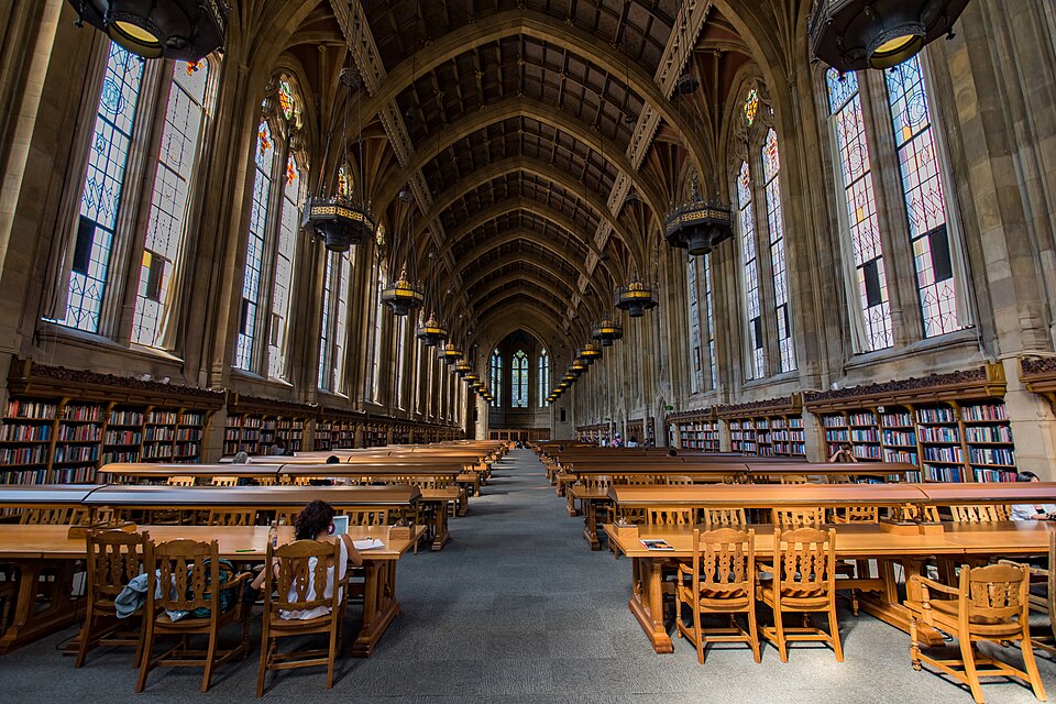 File:Suzzallo Library 01.jpg