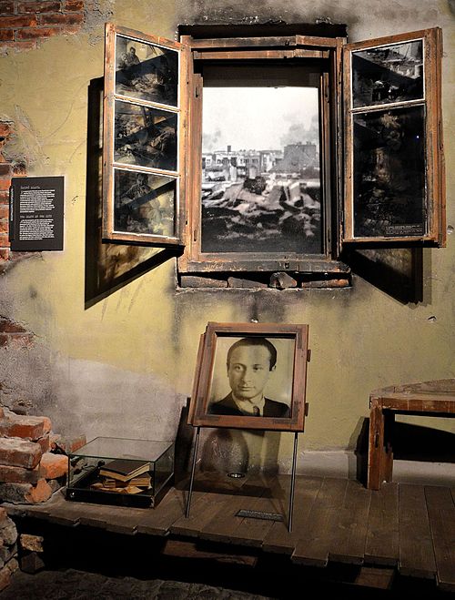 File:Wladyslaw Szpilman Warsaw Uprising Museum.JPG