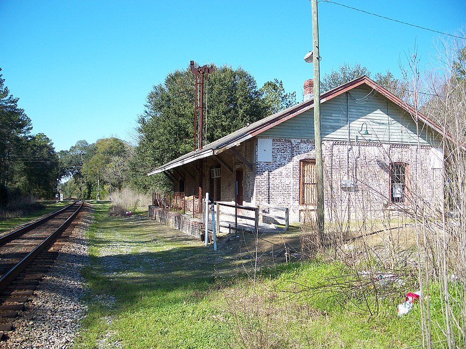 File:Lloyd Railroad Depot05.jpg