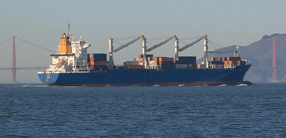 File:MotorShipZrinWithGoldenGateBr.jpg