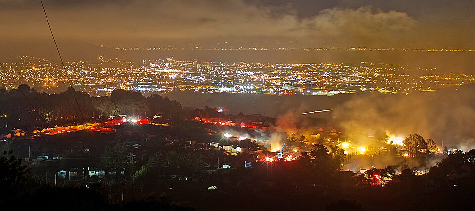 File:SanBrunoFireNight.jpg