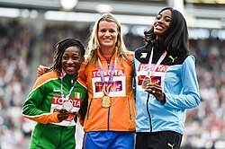 Ta Lou on the medal podium for her 2017 World Championship bronze medal