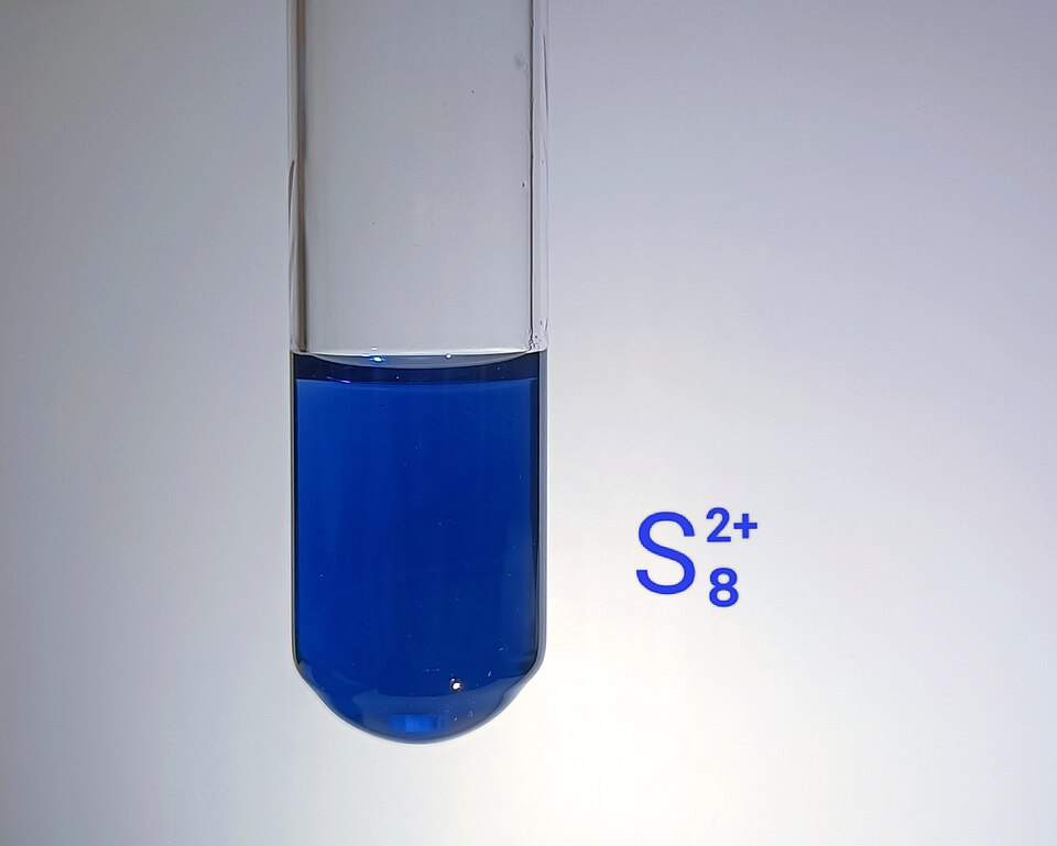 File:Octasulfur cation.jpg