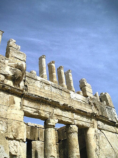 File:Qasr al-Abd - 127071762.jpg