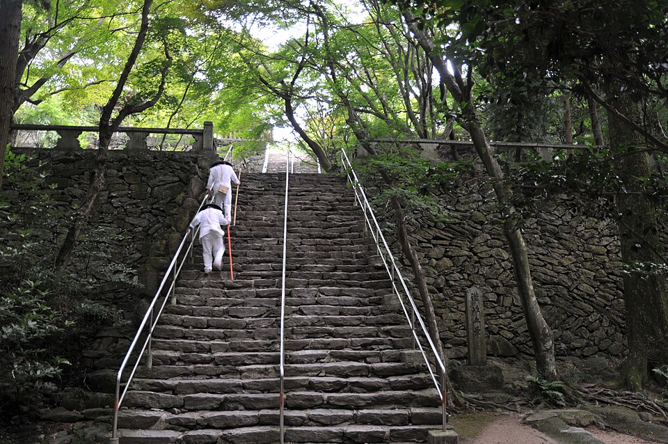 File:Aominezan Negoroji 02.JPG