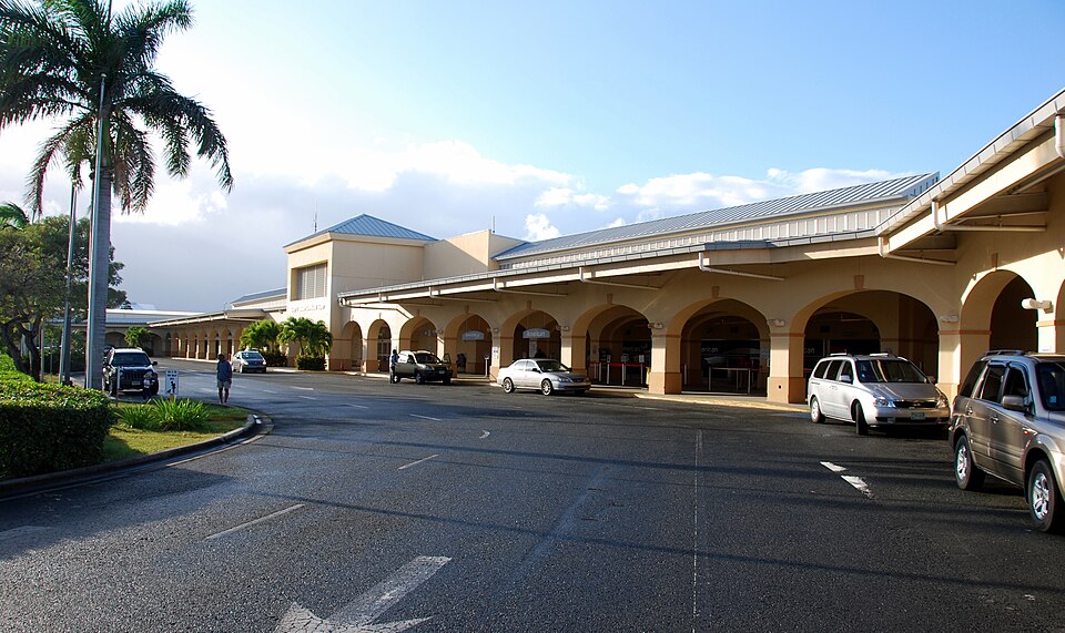 File:Henry E. Rohlsen Airport (Terminal).jpg
