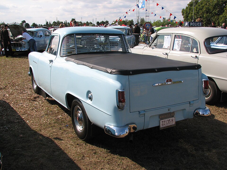 File:Holden FC Ute (15749184378).jpg
