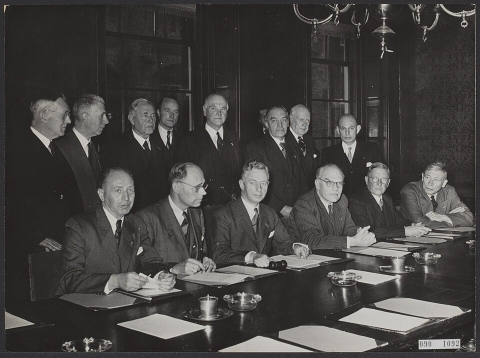 File:Installatie Deltacommissie, Bestanddeelnr 090-1092.jpg