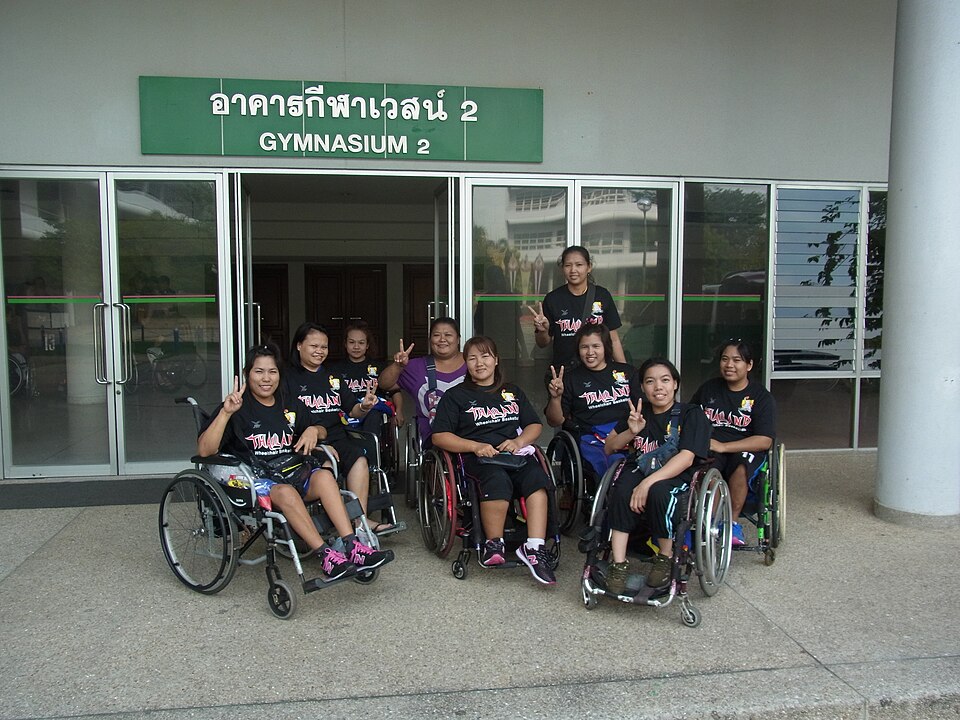 File:Thai womens wheelchair basketball team 2013.JPG
